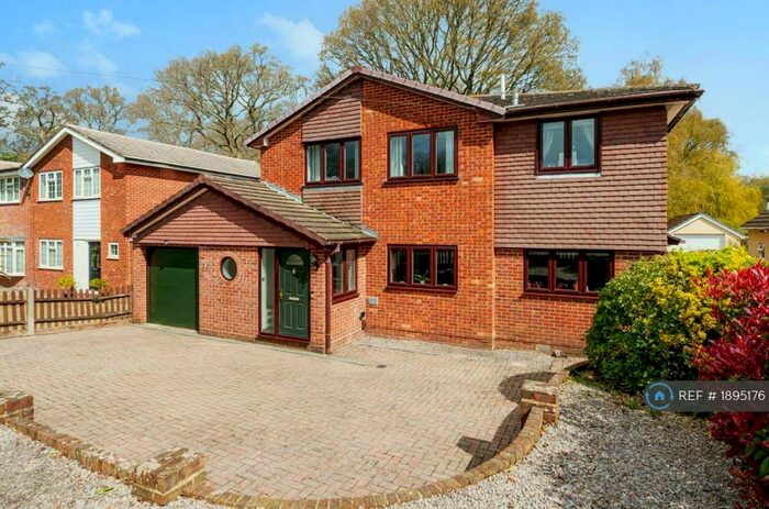 1 Bedroom Semi-Detached House To Rent In Brownhill Road, Chandler's Ford, Eastleigh, SO53