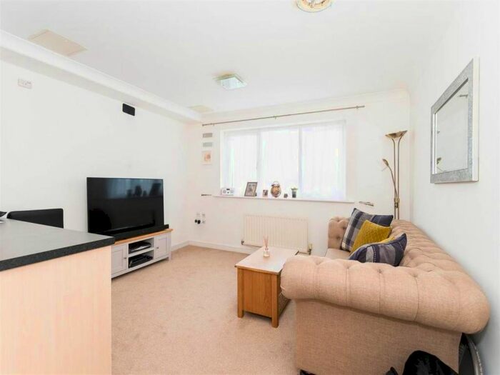 2 Bedroom Flat To Rent In Urbis, Wolf Lane, Windsor, SL4