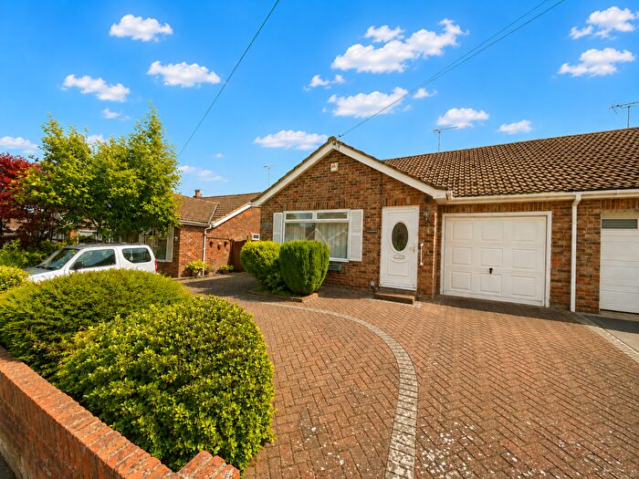 2 Bedroom Semi-Detached Bungalow For Sale In Chegworth Gardens, Tunstall, Sittingbourne, ME10