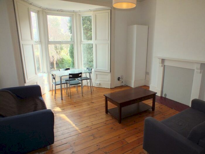 2 Bedroom Flat To Rent In Belle Grove Terrace, Spital Tongues, Newcastle Upon Tyne, NE2