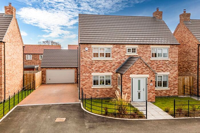 4 Bedroom Detached House For Sale In Meadow Croft, Camblesforth, YO8