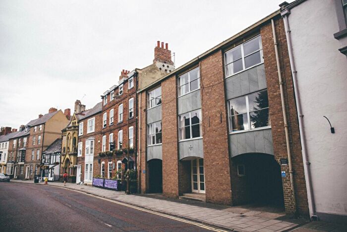 7 Bedroom House To Rent In Old Elvet, Durham, DH1