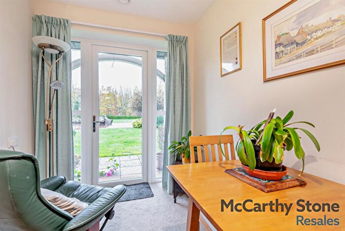 1 Bedroom Flat For Sale In Horton Mill Court, Hanbury Road, Droitwich, WR9