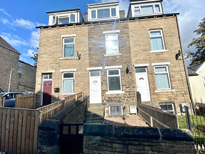 4 Bedroom Terraced House To Rent In Highfield Lane, Keighley, West Yorkshire, BD21