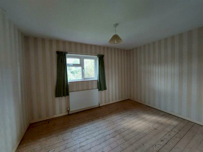 3 Bedroom Terraced House For Sale In Whippingtons Corner, Staunton, Coleford, GL16