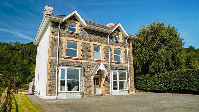 6 Bedroom Country House For Sale In Llandre, SY24