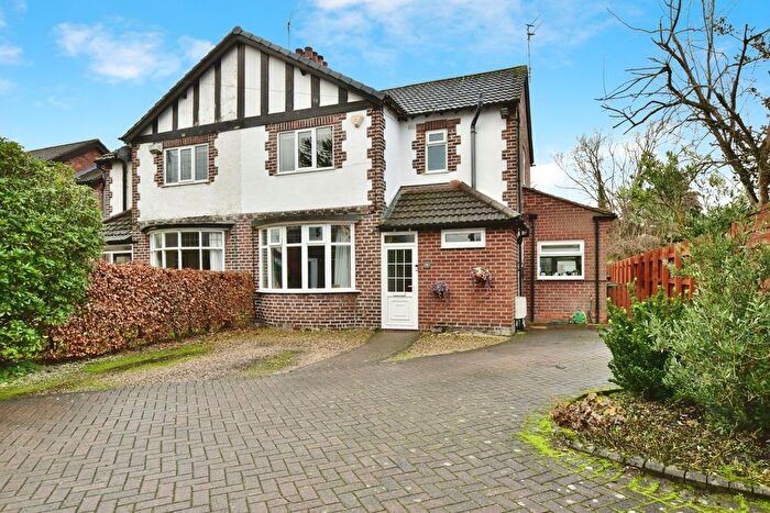 3 Bedroom Semi Detached House For Sale In Dalveen Drive, Timperley, Altrincham, WA15
