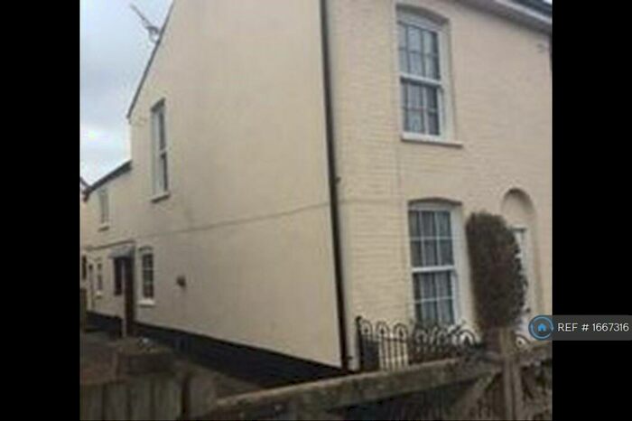 3 Bedroom End Of Terrace House To Rent In Southend, Dereham, NR19