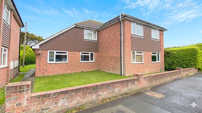 1 Bedroom Flat For Sale In Brighton Road, Lancing, West Sussex, BN15