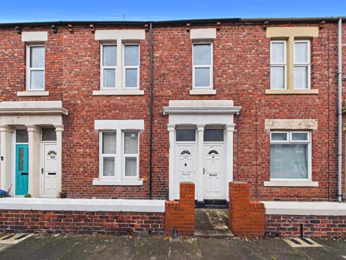 3 Bedroom Apartment For Sale In Chirton West View, North Shields, NE29