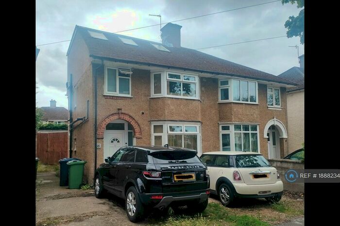 6 Bedroom Semi-Detached House To Rent In Marsh Lane, Yes, OX3