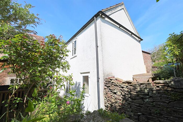 2 Bedroom Cottage For Sale In Quarry Road, Frenchay, Bristol, BS16