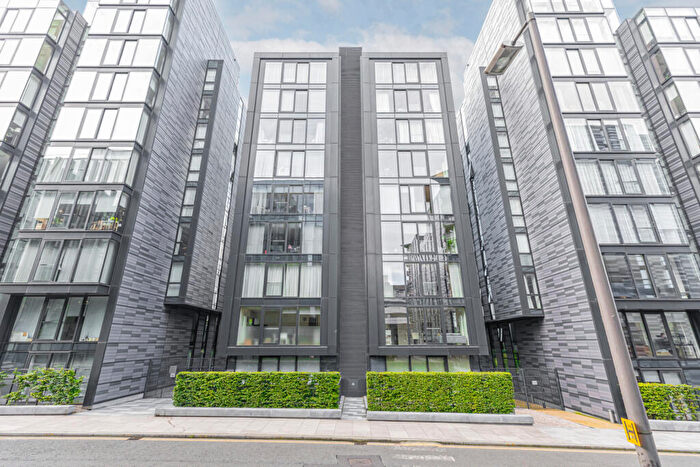 1 Bedroom Flat To Rent In , Simpson Loan, Edinburgh, EH3