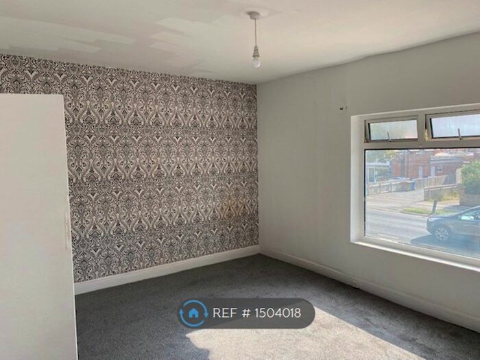 2 Bedroom Maisonette To Rent In Hull Road, Anlaby Common, Hull, HU4