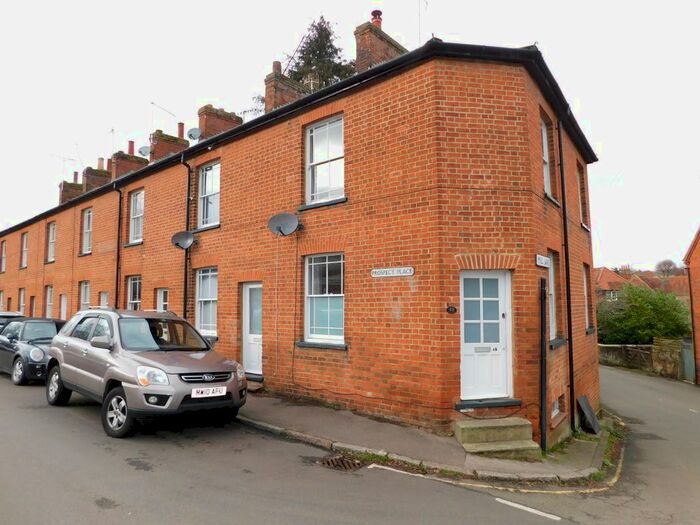 2 Bedroom Cottage To Rent In Prospect Place, Welwyn, AL6