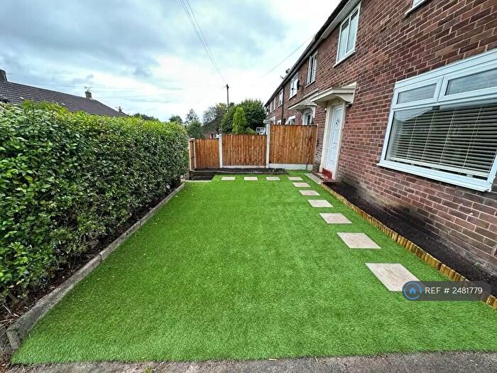 3 Bedroom Semi-Detached House To Rent In Worston Avenue, Bolton, BL1