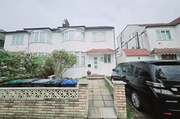 7 Bedroom Semi Detached House For Sale In London, NW11