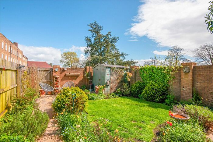 2 Bedroom End Of Terrace House For Sale In Godfrey Place, Upper Rissington, GL54