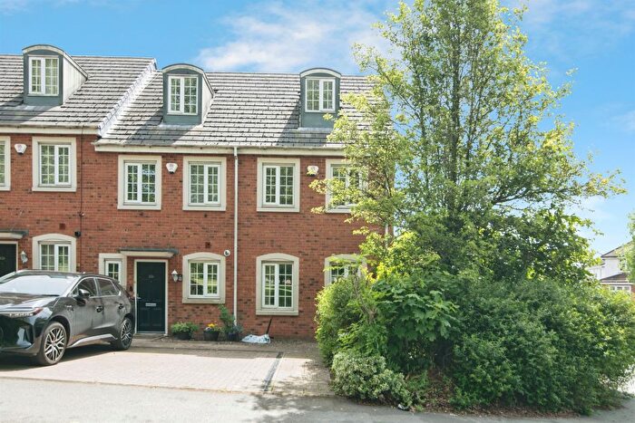 3 Bedroom End Terrace House For Sale In Selborne Road, Dudley, DY2