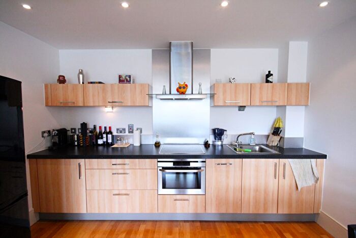 1 Bedroom Flat To Rent In Highbury Stadium Square, Avenell Road, Highbury, N5