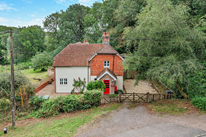 4 Bedroom Detached House To Rent In Snelsmore Common, Newbury, RG14