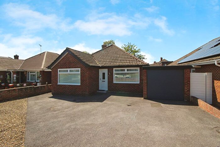 3 Bedroom Detached Bungalow To Rent In Doubledays, Cricklade, SN6