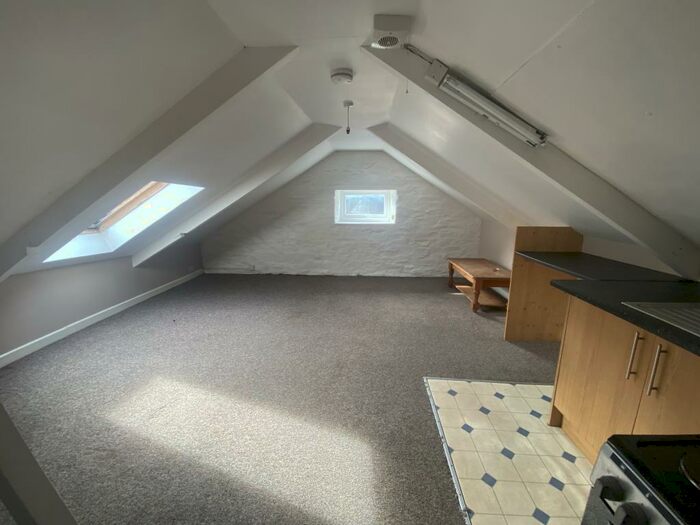 Flat To Rent In Market Street, Bodmin, PL31