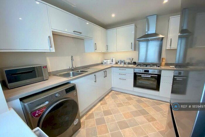 2 Bedroom Terraced House To Rent In Pinza Close, Newmarket, CB8