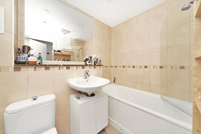 1 Bedroom Apartment To Rent In Wheler Street, Spitalfields, E1