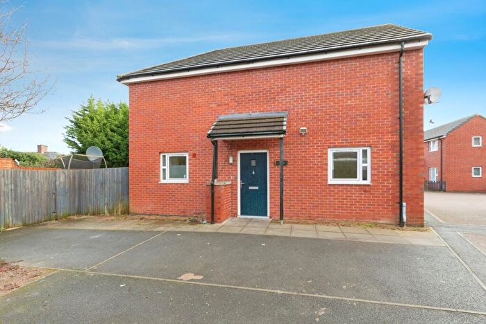 3 Bedroom Semi Detached House For Sale In Depot Close, Leicester, Leicestershire, LE5