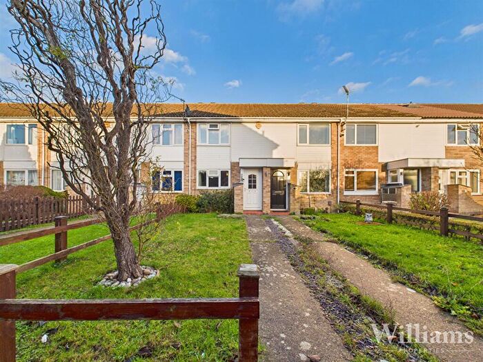 2 Bedroom Terraced House For Sale In Hillington Close, Aylesbury, HP19