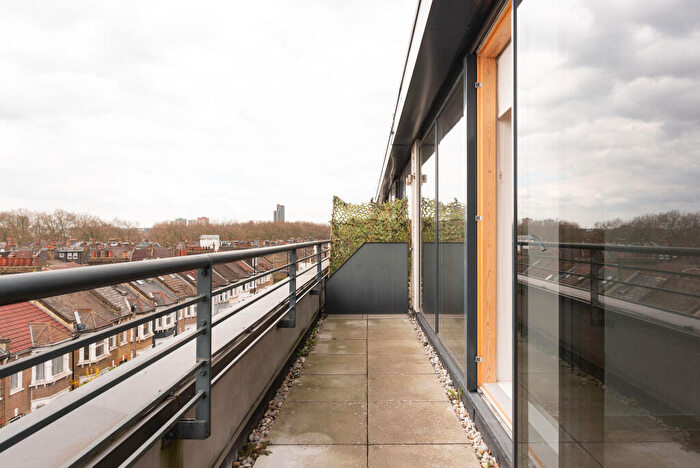 1 Bedroom Flat To Rent In Vida House, Trundleys Road, Deptford, SE8