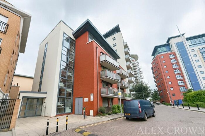 1 Bedroom Apartment To Rent In Galaxy Building, Crews Street, Isle Of Dogs, E14