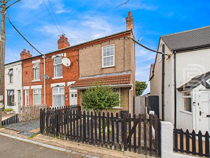 2 Bedroom End Of Terrace House For Sale In Lentons Lane, Aldermans Green, Coventry, CV2