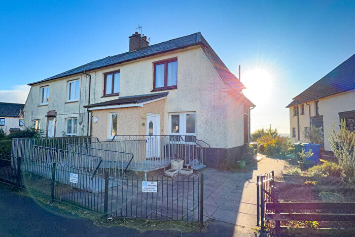 2 Bedroom Flat For Sale In Colbreggan Gardens, Hardgate, G81