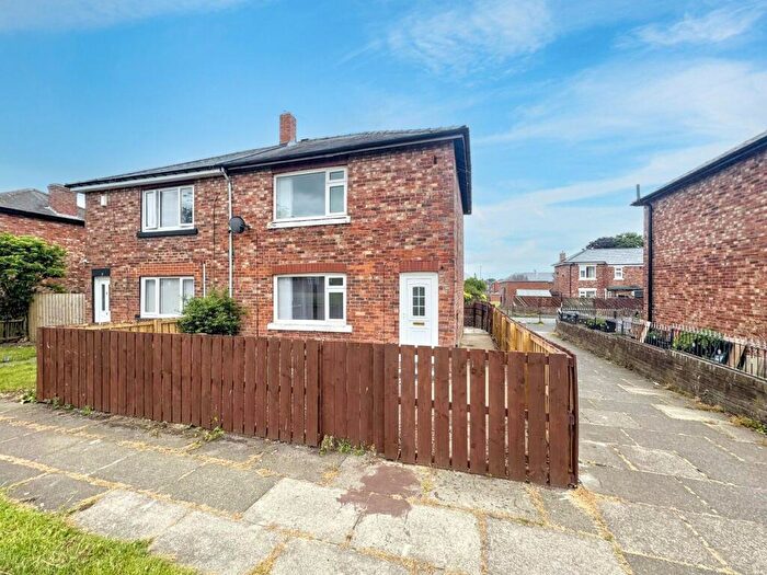 3 Bedroom Semi-Detached House For Sale In Wordsworth Avenue East, Houghton Le Spring, Tyne And Wear, DH5