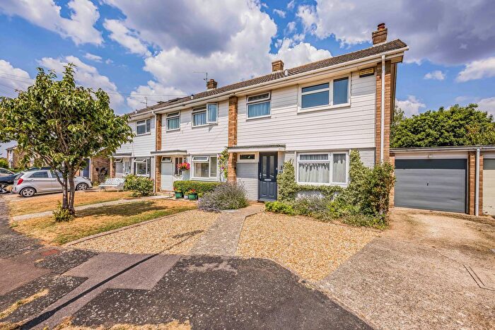 3 Bedroom End Of Terrace House For Sale In Markway Close, Emsworth, PO10