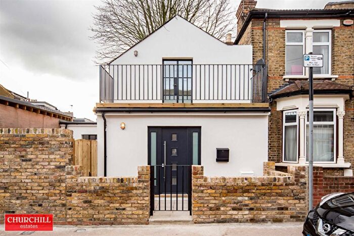 2 Bedroom End Of Terrace House For Sale In Lorne Road, London, E17