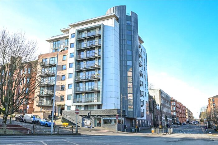 2 Bedroom Apartment For Sale In Rose Street, Glasgow, G3