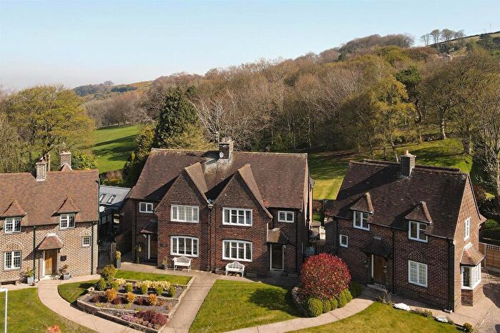 4 Bedroom Semi-Detached House For Sale In Buxton Old Road, Macclesfield, SK11