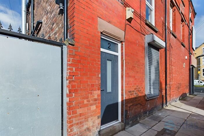 2 Bedroom Flat To Rent In Sandhurst Street, Aigburth, L17