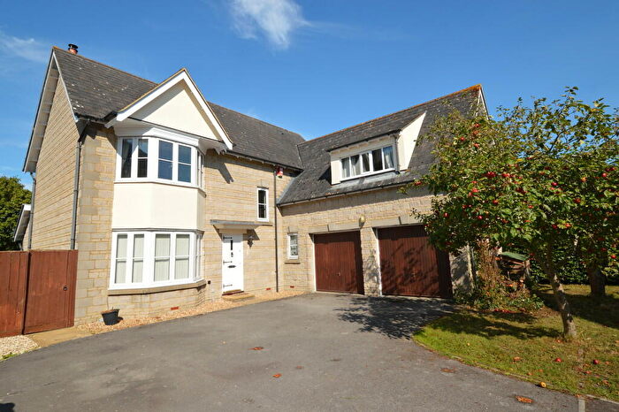 4 Bedroom Detached House To Rent In Pipers Close, Weare, BS26