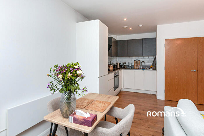 1 Bedroom Flat To Rent In Farnborough Road, Farnborough, Hampshire, GU14