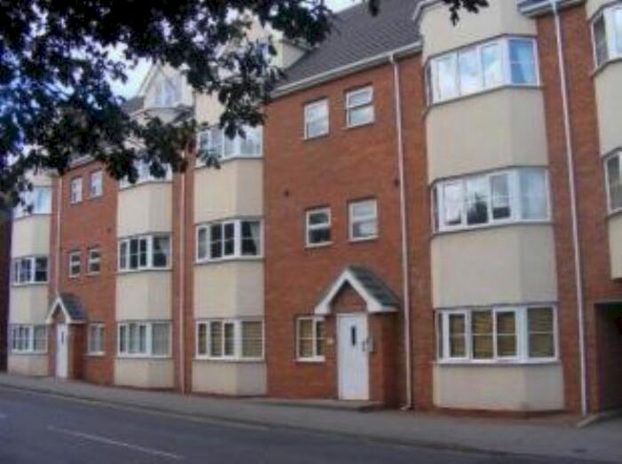 2 Bedroom Flat To Rent In Queens Road, Nuneaton, CV11