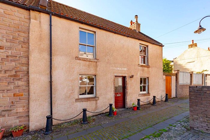 2 Bedroom Semi-Detached House For Sale In Post Office Lane, North Queensferry, KY11