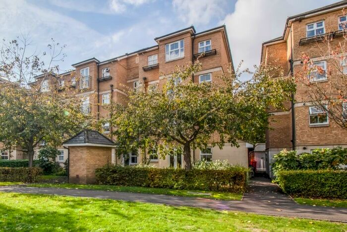 2 Bedroom Apartment To Rent In Venneit Close, Central Oxford, OX1
