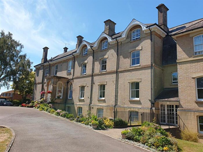 2 Bedroom Apartment To Rent In Redcotts Lane, Wimborne, BH21
