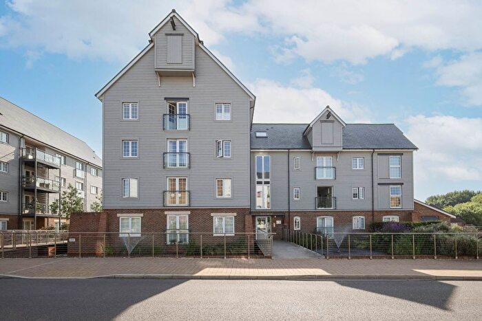 2 Bedroom Flat For Sale In The Mill, The Boulevard, RH12