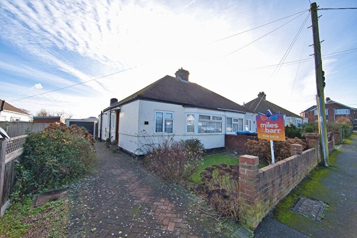 2 Bedroom Bungalow For Sale In Beatrice Road, Capel-Le-Ferne, Folkestone, Kent, CT18