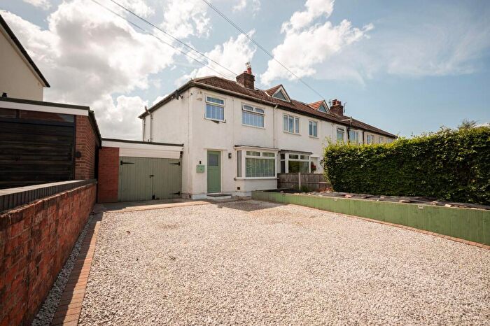 3 Bedroom Semi-Detached House For Sale In Mickering Lane, Aughton, L39